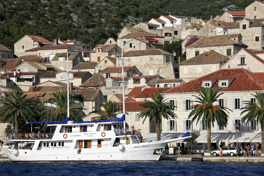 Hvar — private transfers